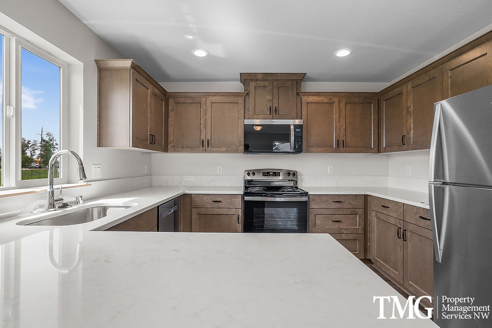 Washougal House: 3316 Lewis Lane