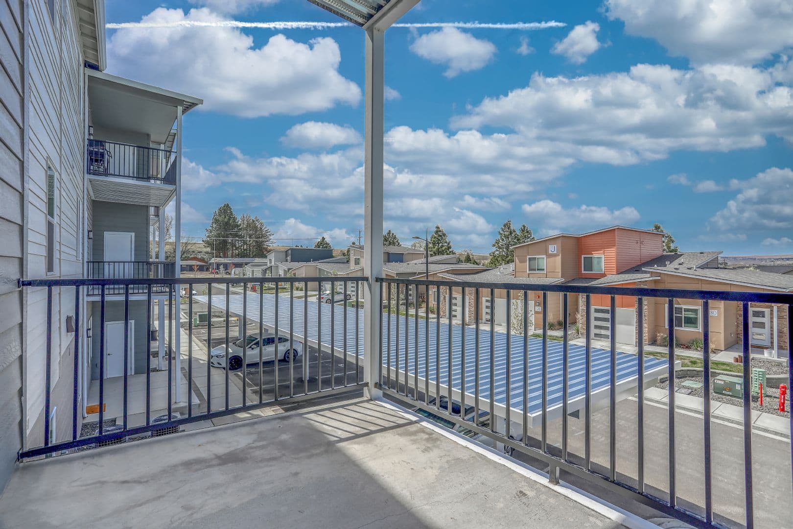 Kennewick Apartment: 7942 W 10th Ave