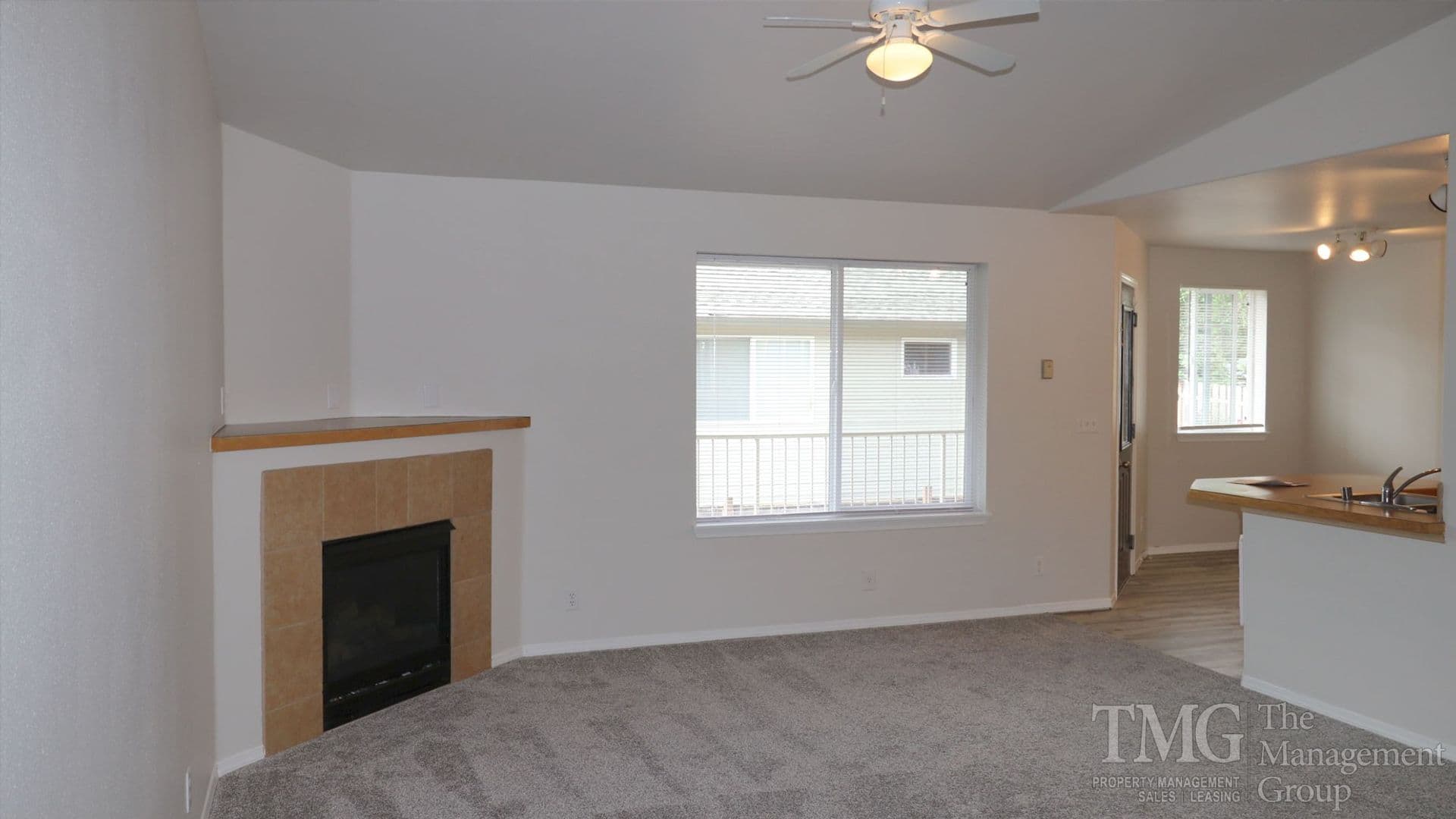 Vancouver Apartment: 5313 NE 68th Ave