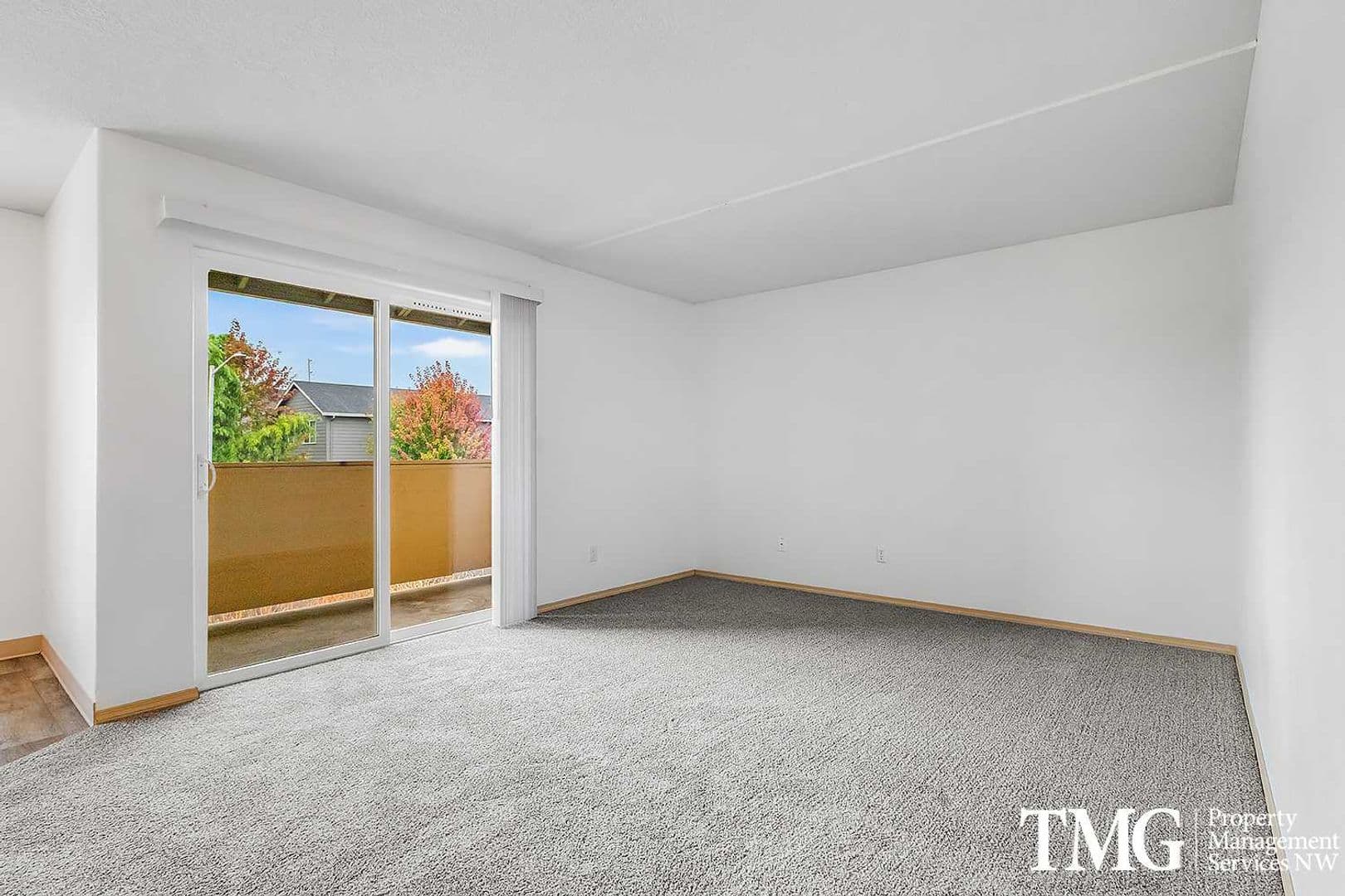 Vancouver Apartment: 13608 NE 72nd St