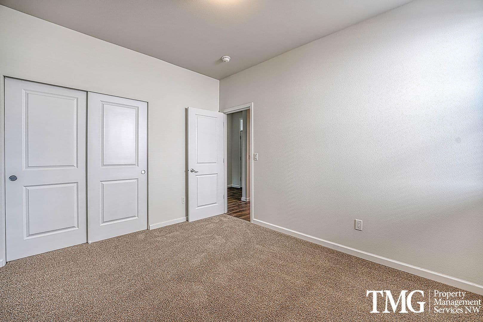 Vancouver House: 9203 NE 165th Avenue