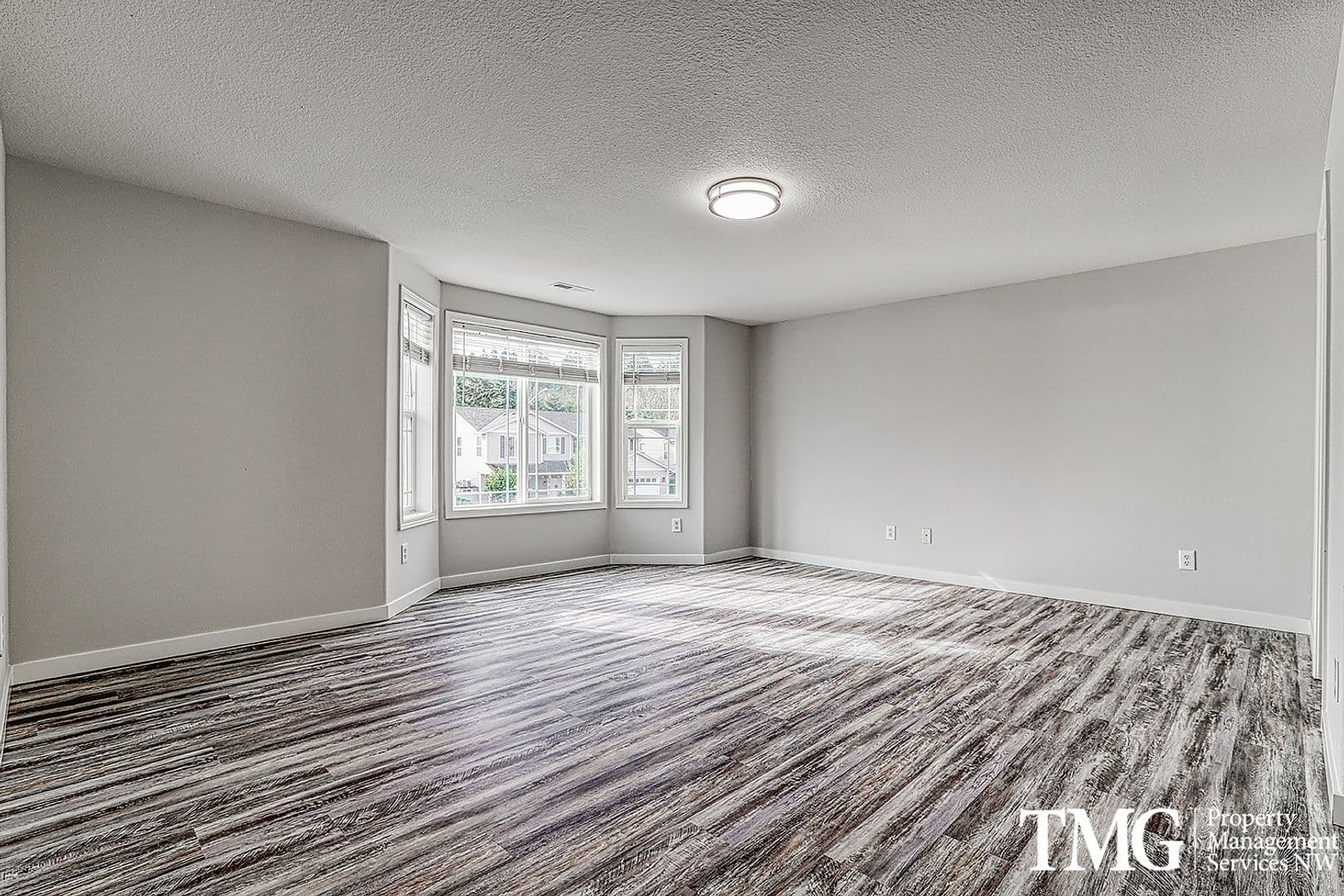 Vancouver House: 8802 NE 84th Street
