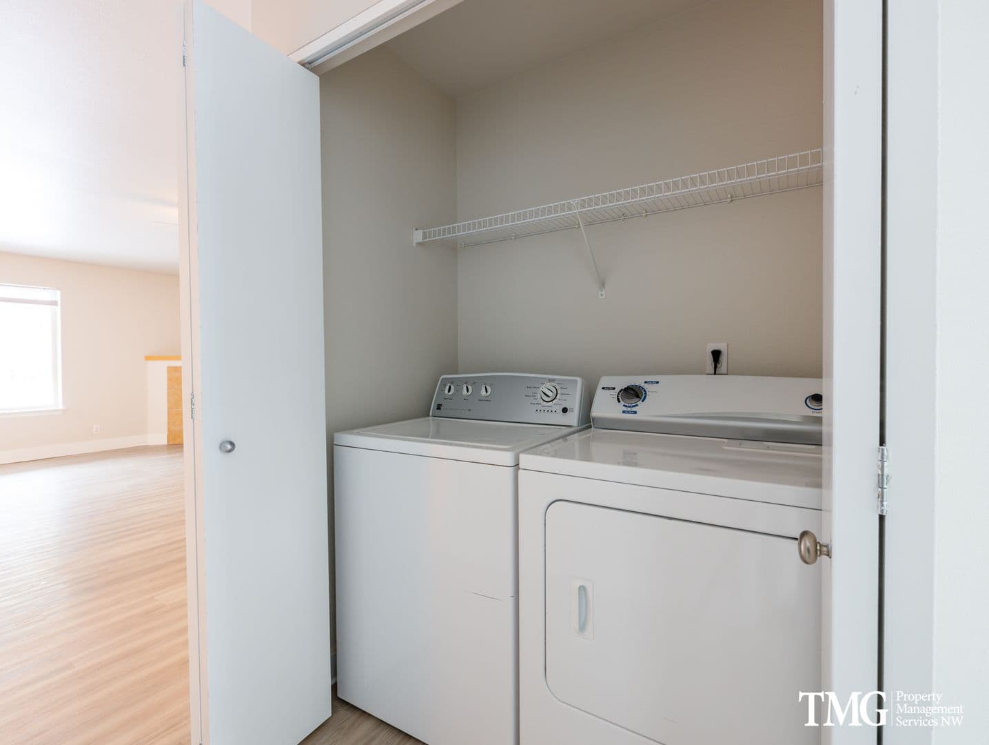 Vancouver Apartment: 5313 NE 68th Ave