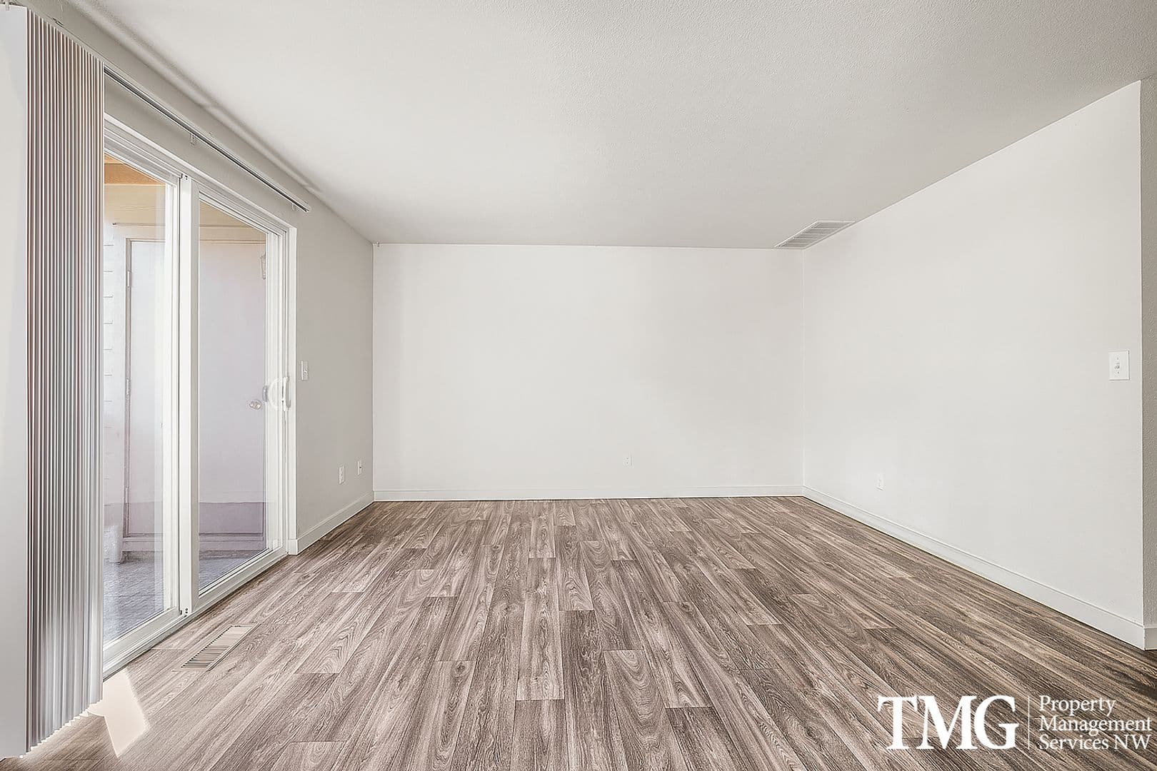 Camas Apartment: 3003 NE 3rd Ave