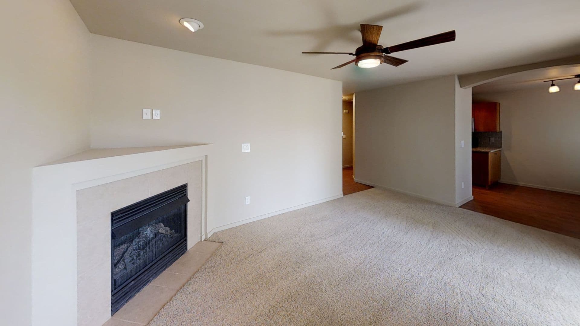 Vancouver Apartment: OLP 5264 NE 121st Avenue