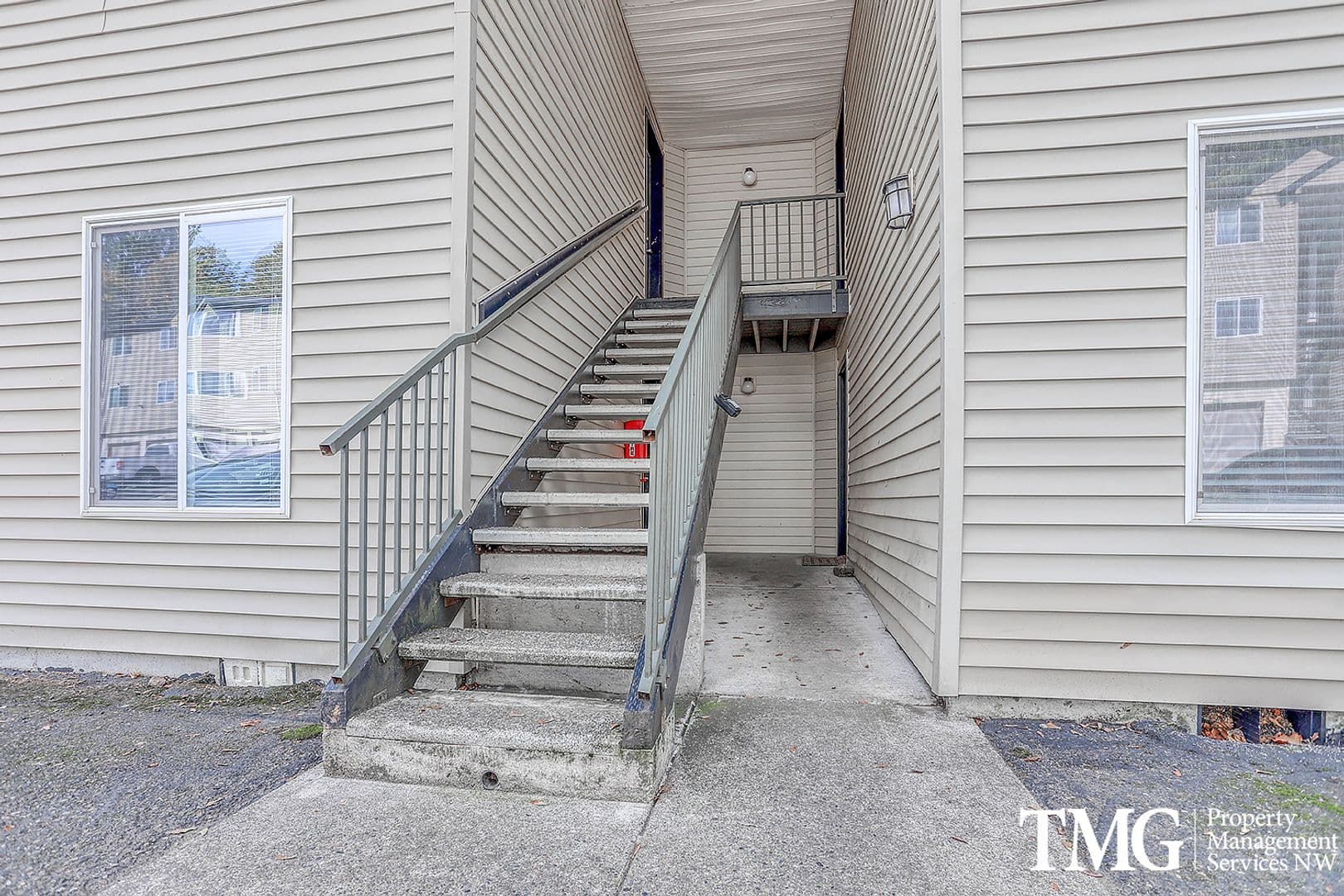 Camas Apartment: 2615 NE 3rd Avenue