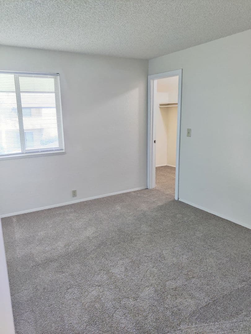 Kennewick Apartment: 507 N Arthur St