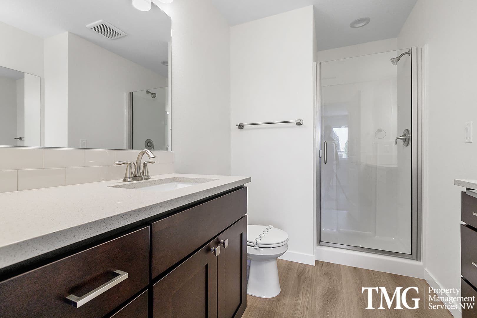 Vancouver Apartment: 5119 NE Saint James Road