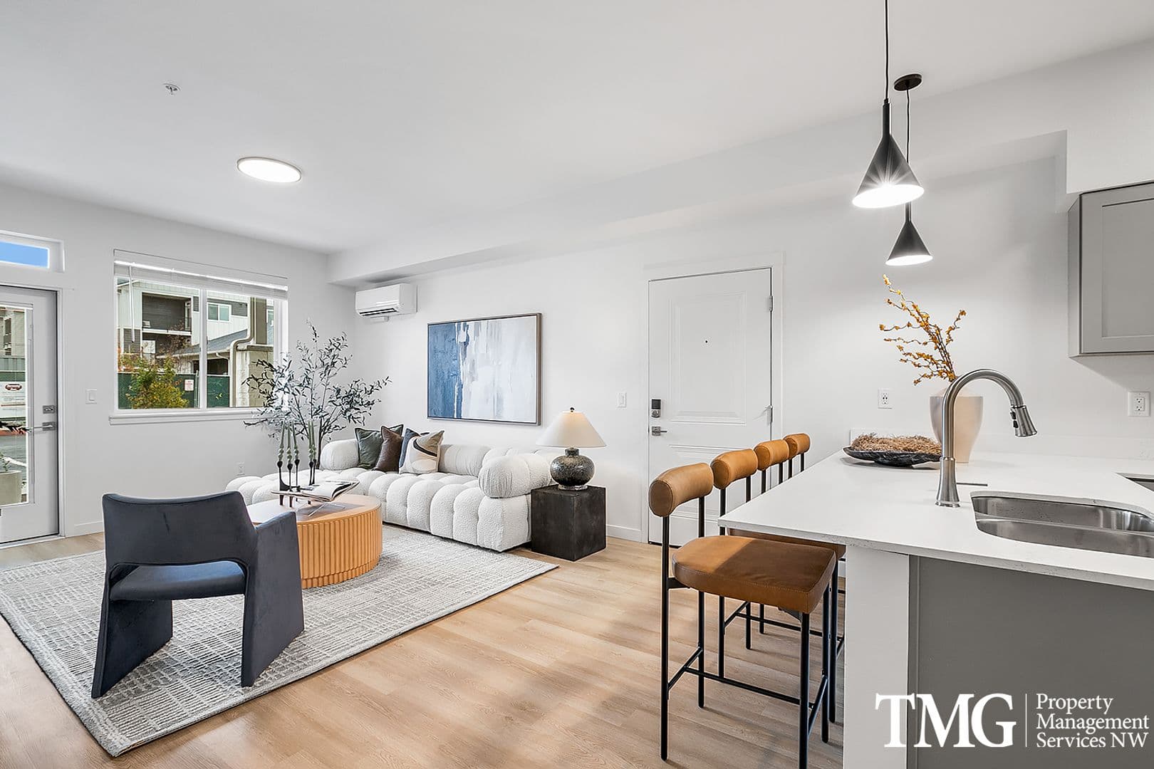 Vancouver Apartment: 12616 NE 116th Way