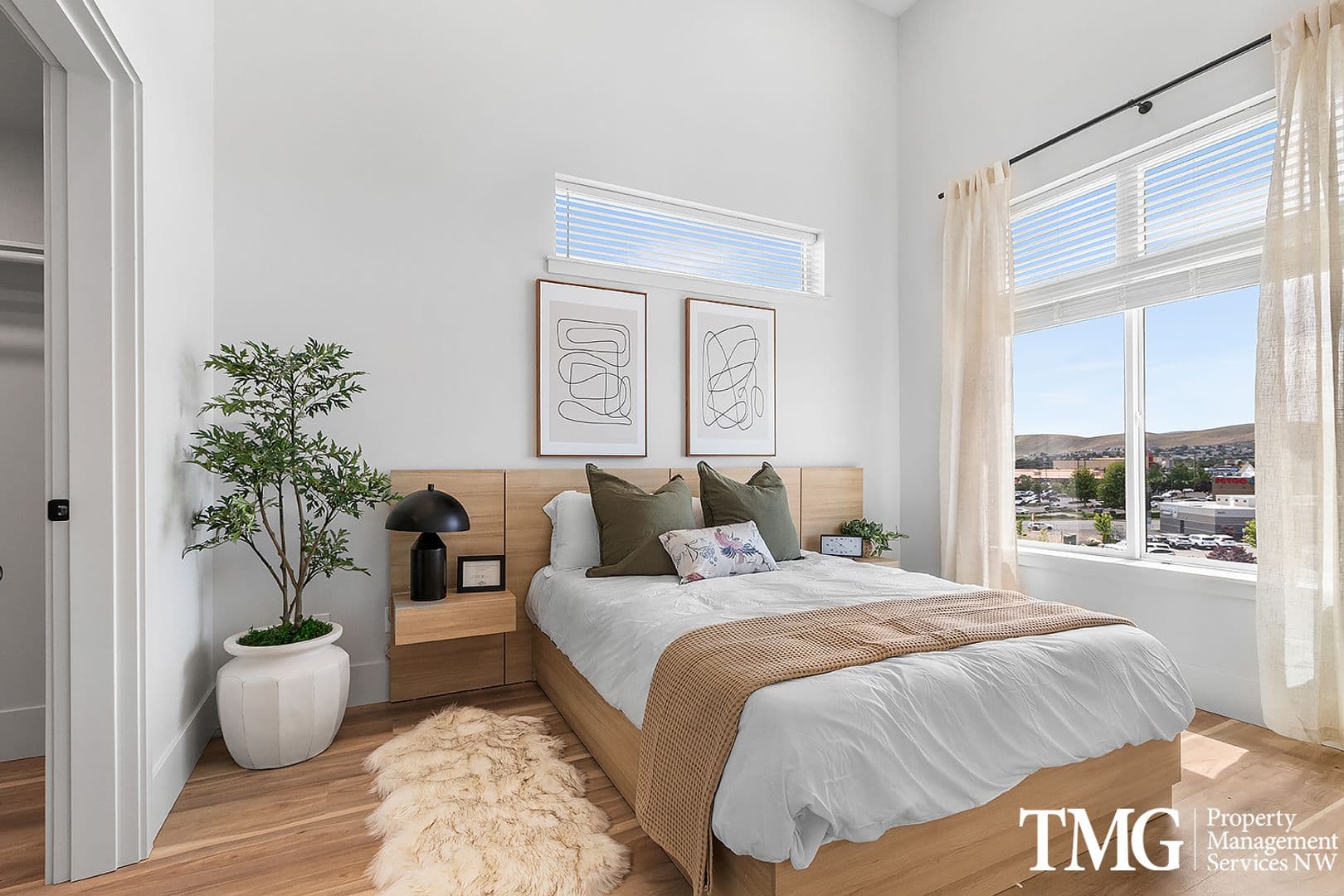 Kennewick Apartment: 4112 W 24th Ave