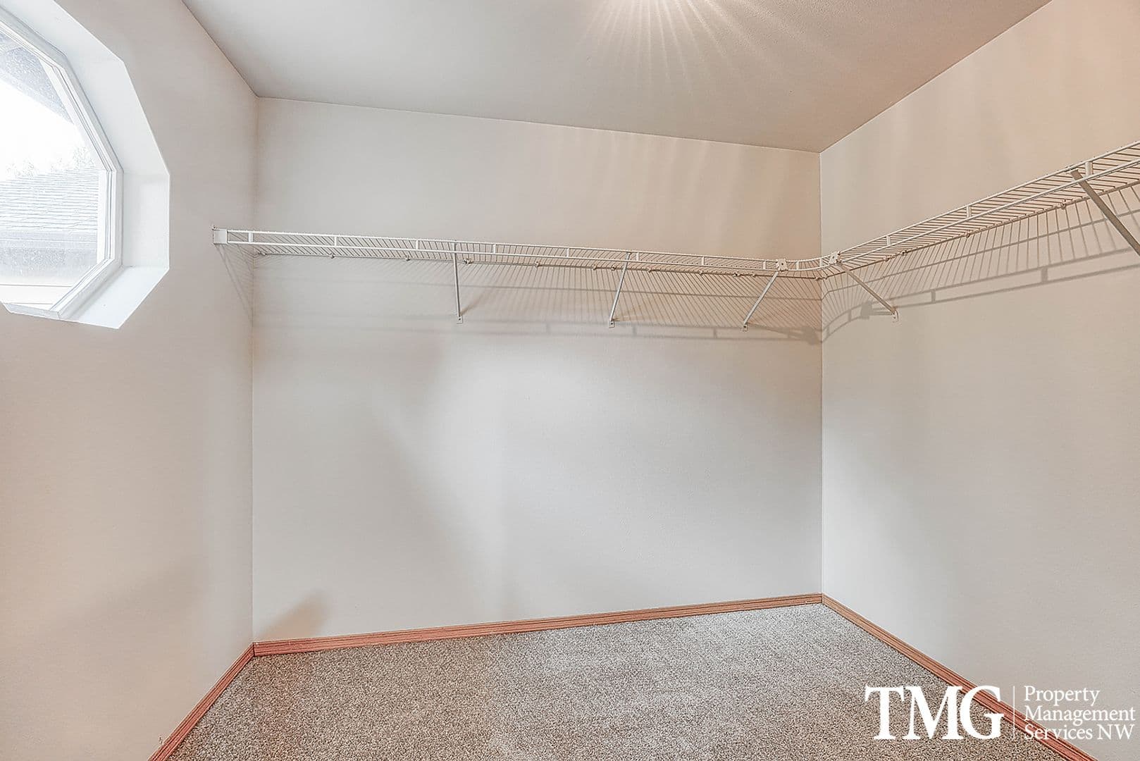 Vancouver Apartment: 3500 NE 50th Ct