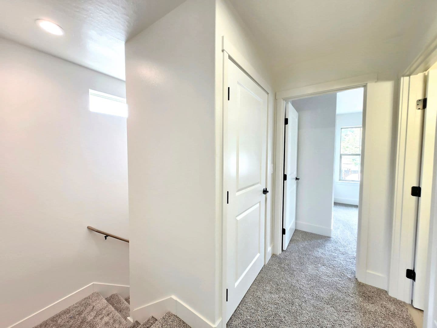 Kennewick Townhome: 718 N Volland St