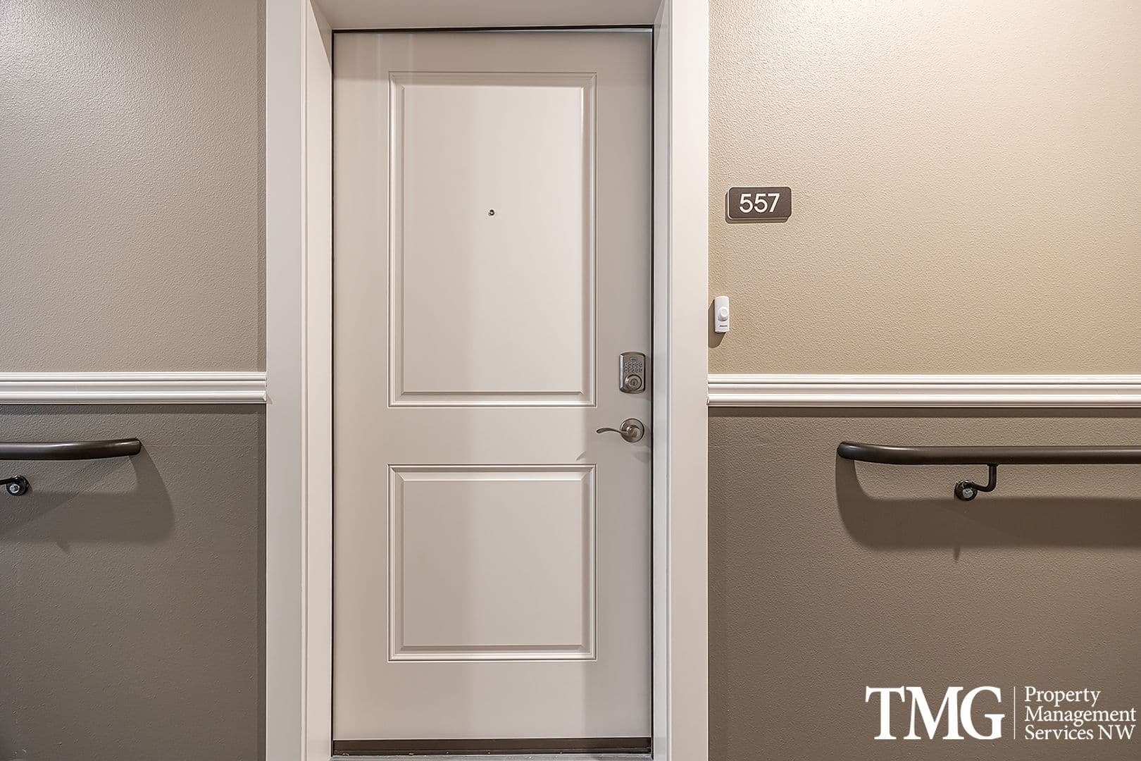 Kennewick Apartment: 7918 W 10th Ave