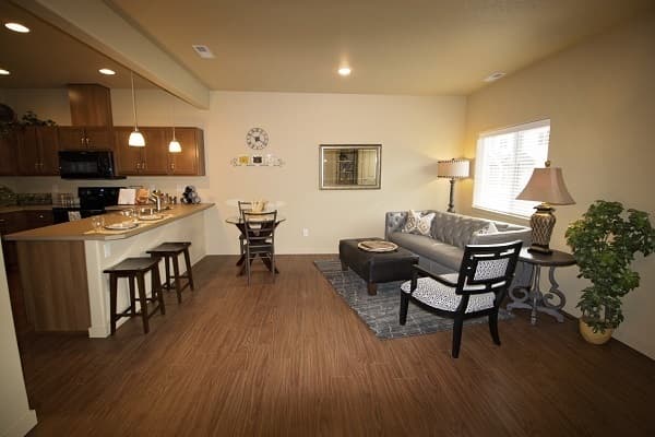 Battle Ground Apartment: 1108 SE 8th CMN