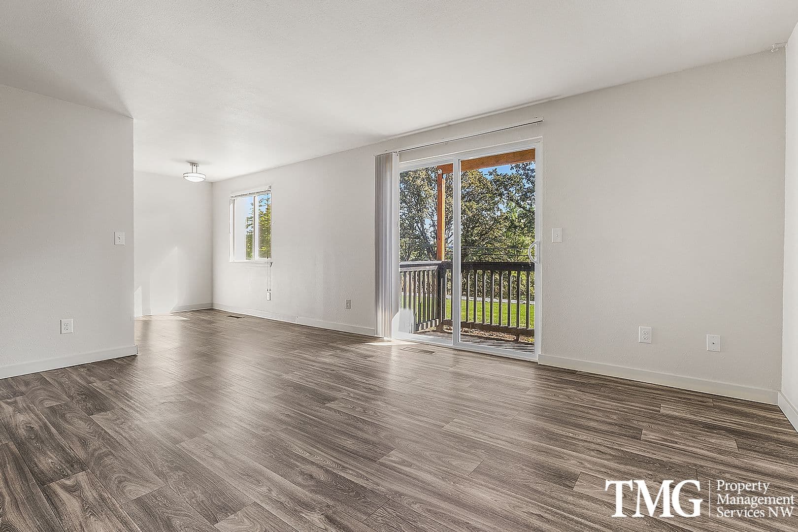 Camas Apartment: 3003 NE 3rd Ave