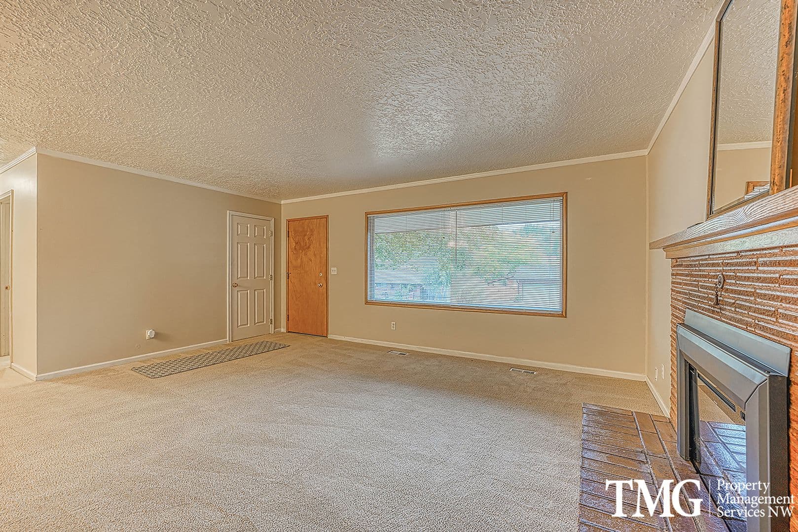 Camas House: 2832 E. 1st Avenue