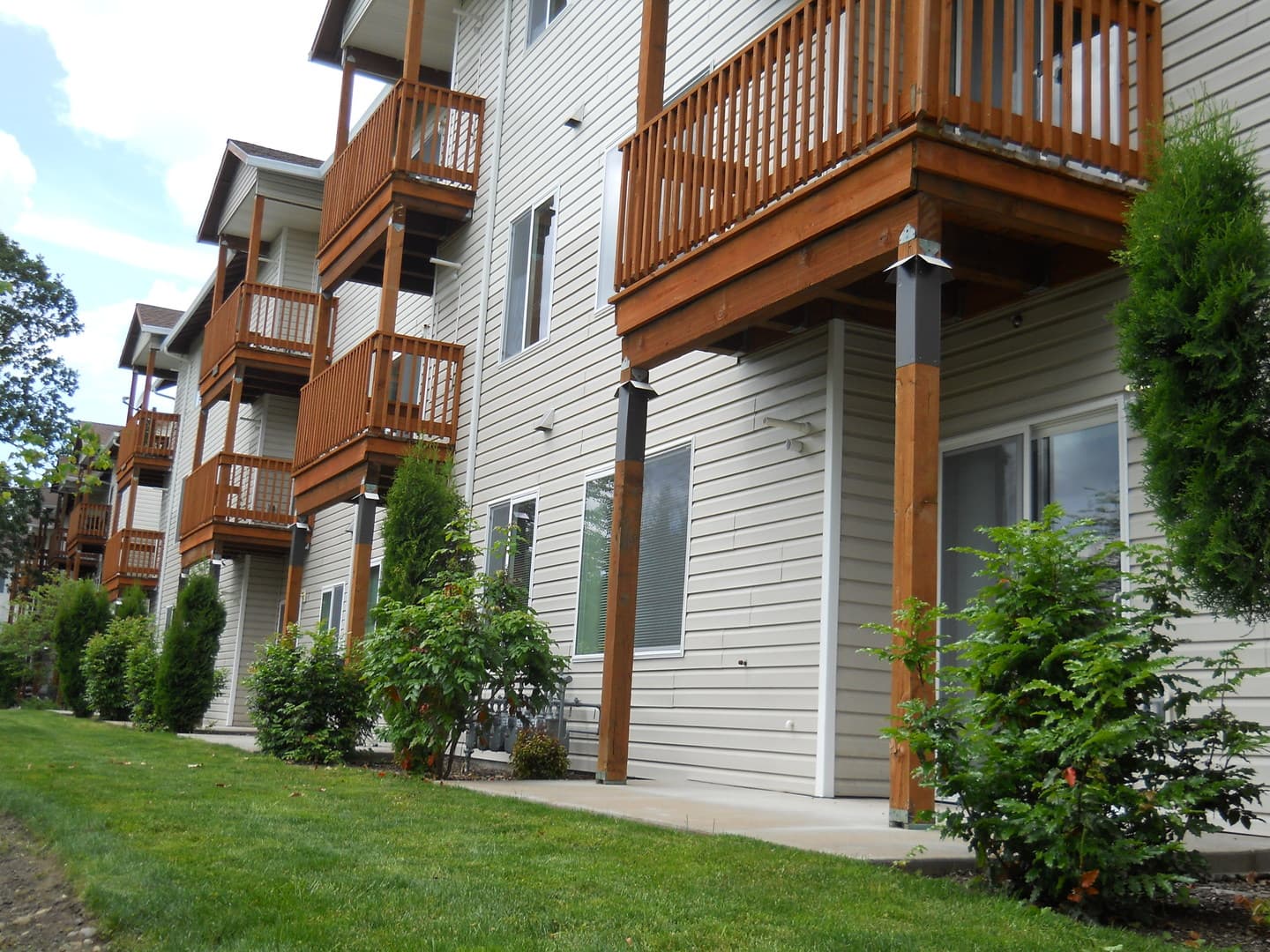 Vancouver Apartment: OLP 5264 NE 121st Avenue
