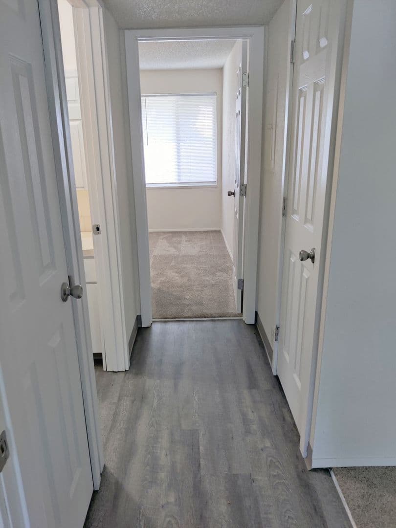 Kennewick Apartment: 507 N Arthur St