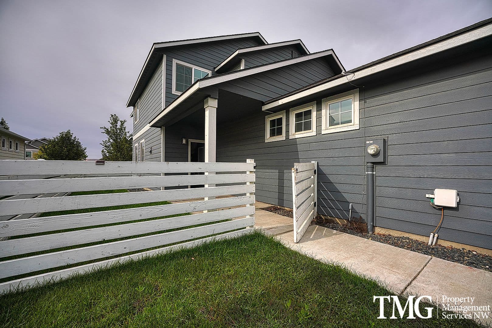 Richland House: 4504 Corvina Street