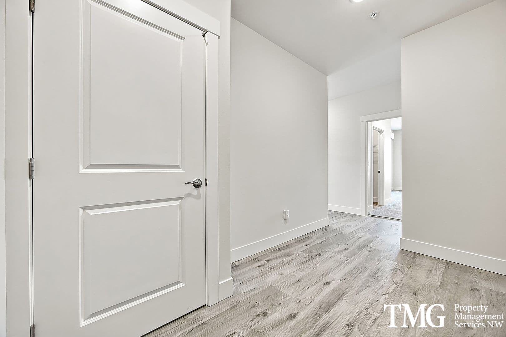 Kennewick Apartment: 7918 W 10th Ave