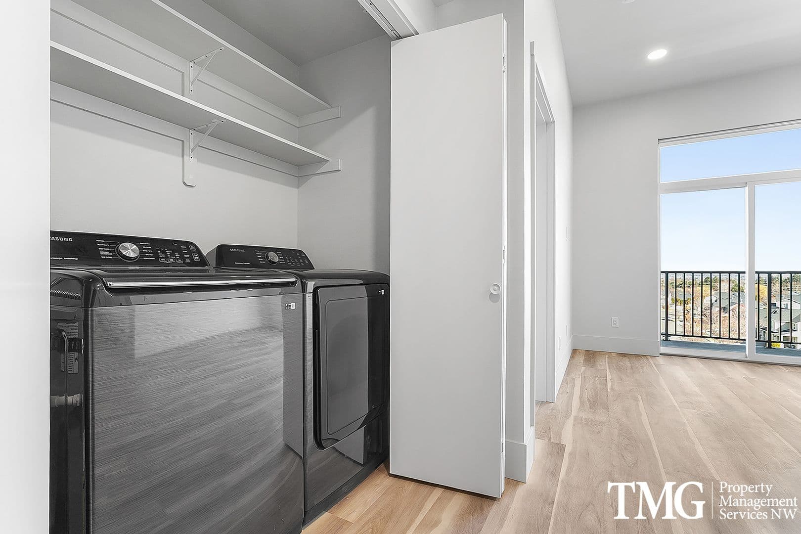 Kennewick Apartment: 4112 W 24th Ave