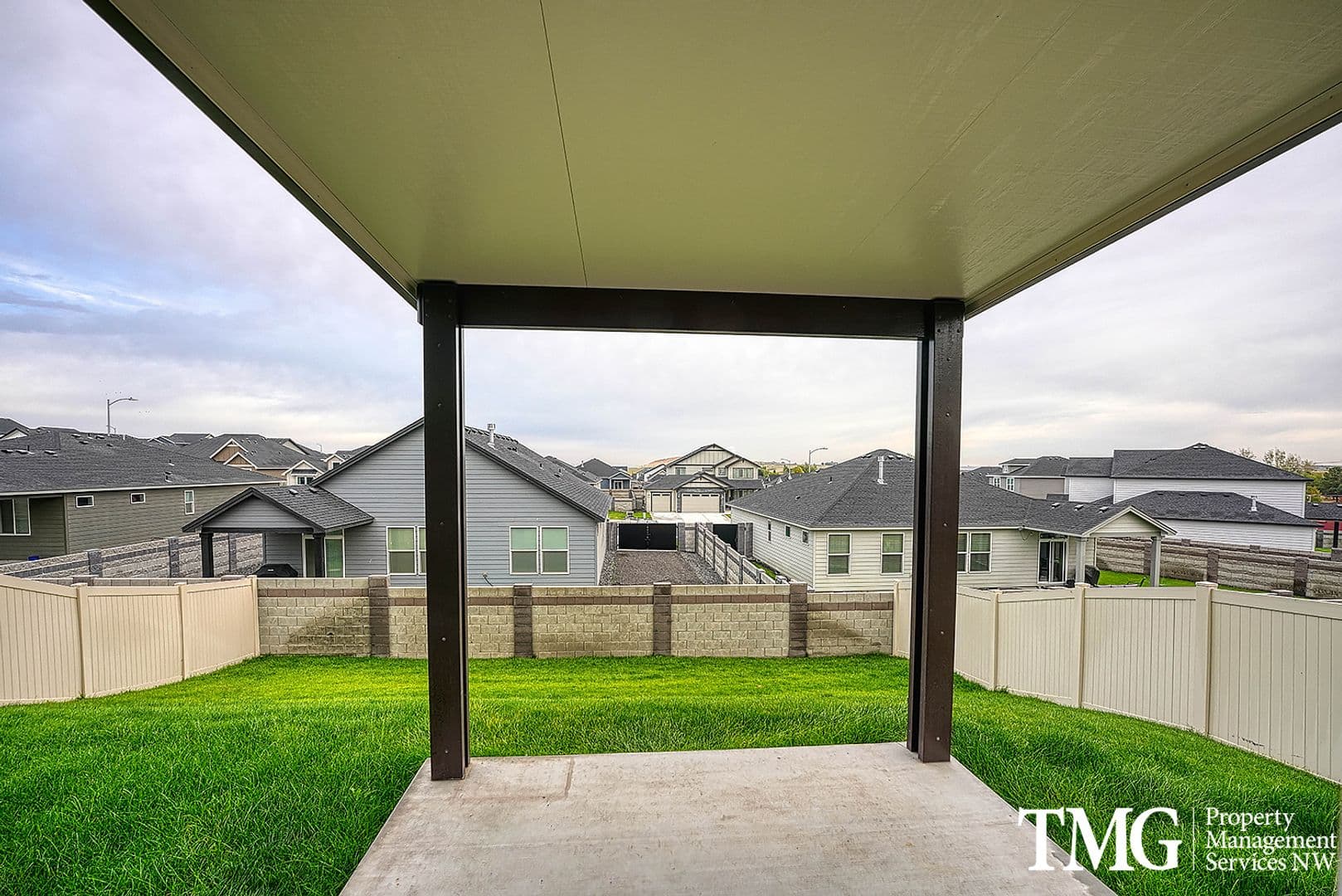 West Richland House: 7796 Ranchland Lane