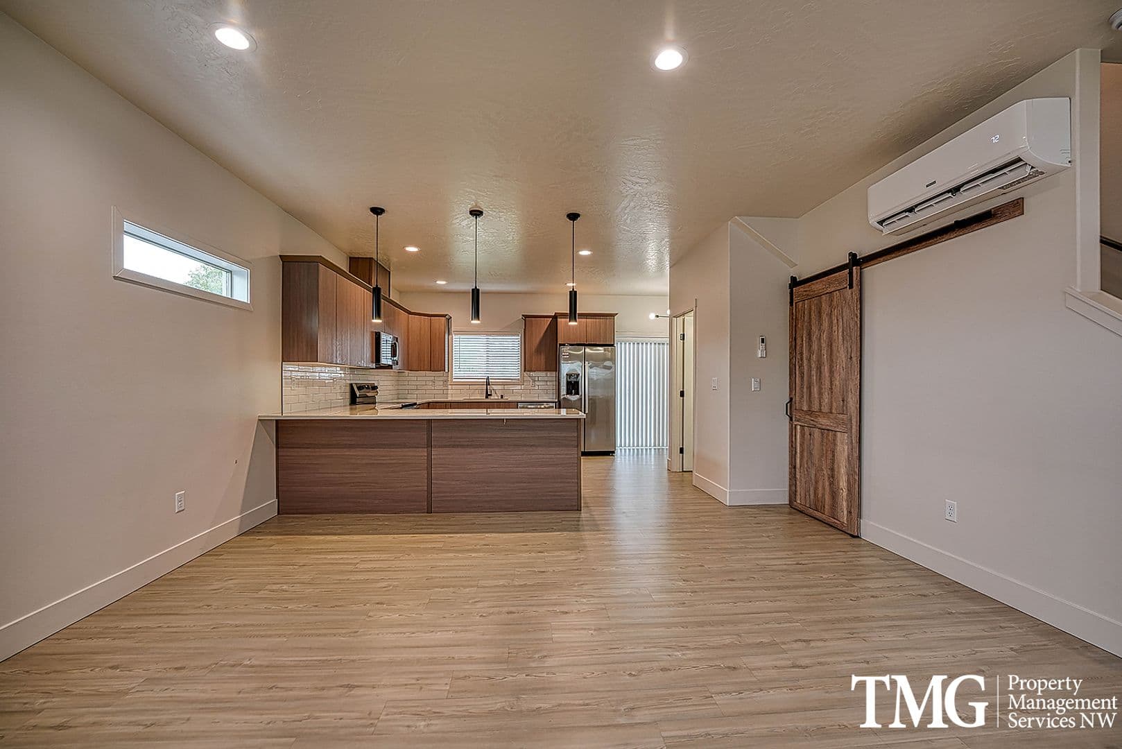 Kennewick Townhome: 718 N Volland St