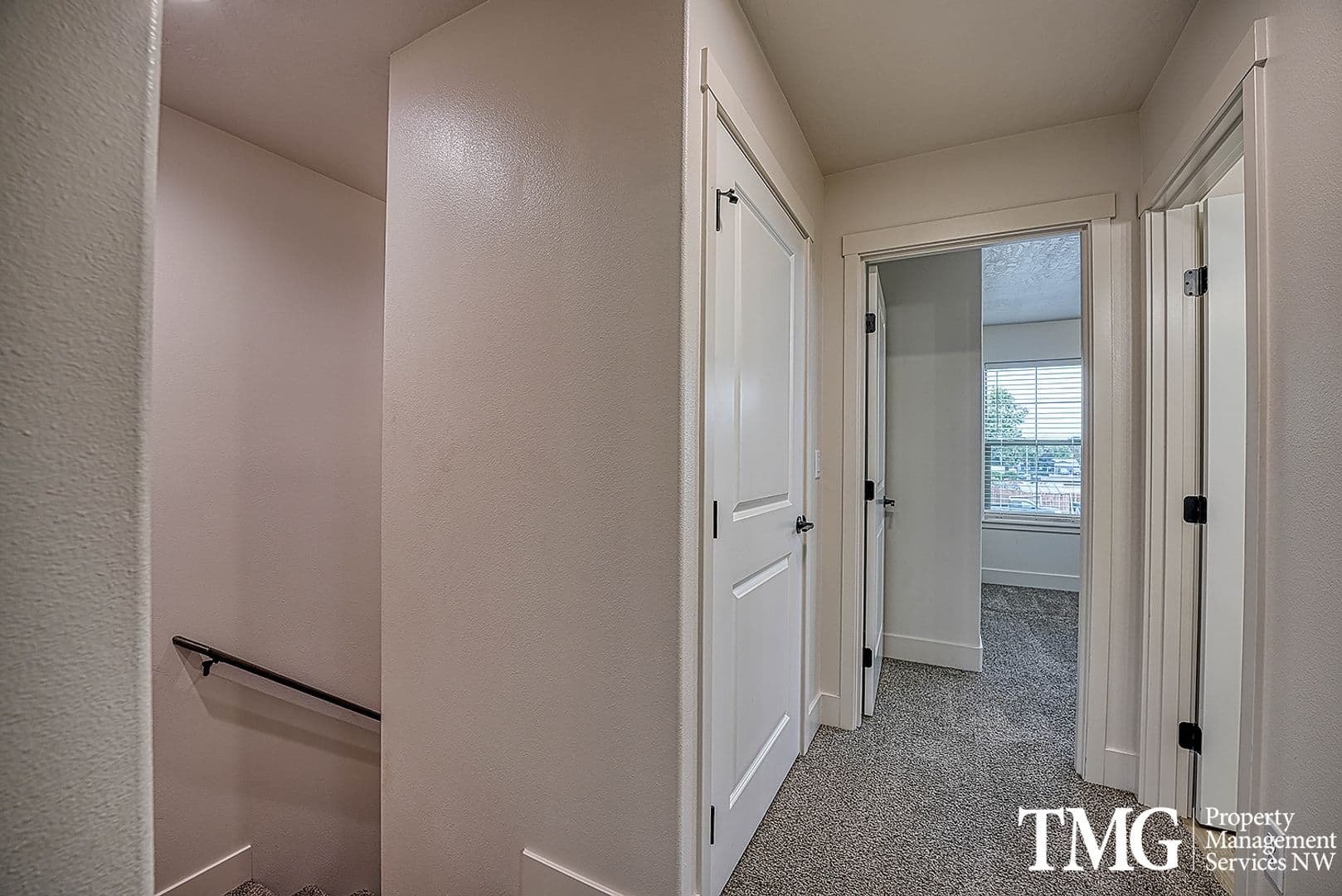 Kennewick Townhome: 718 N Volland St