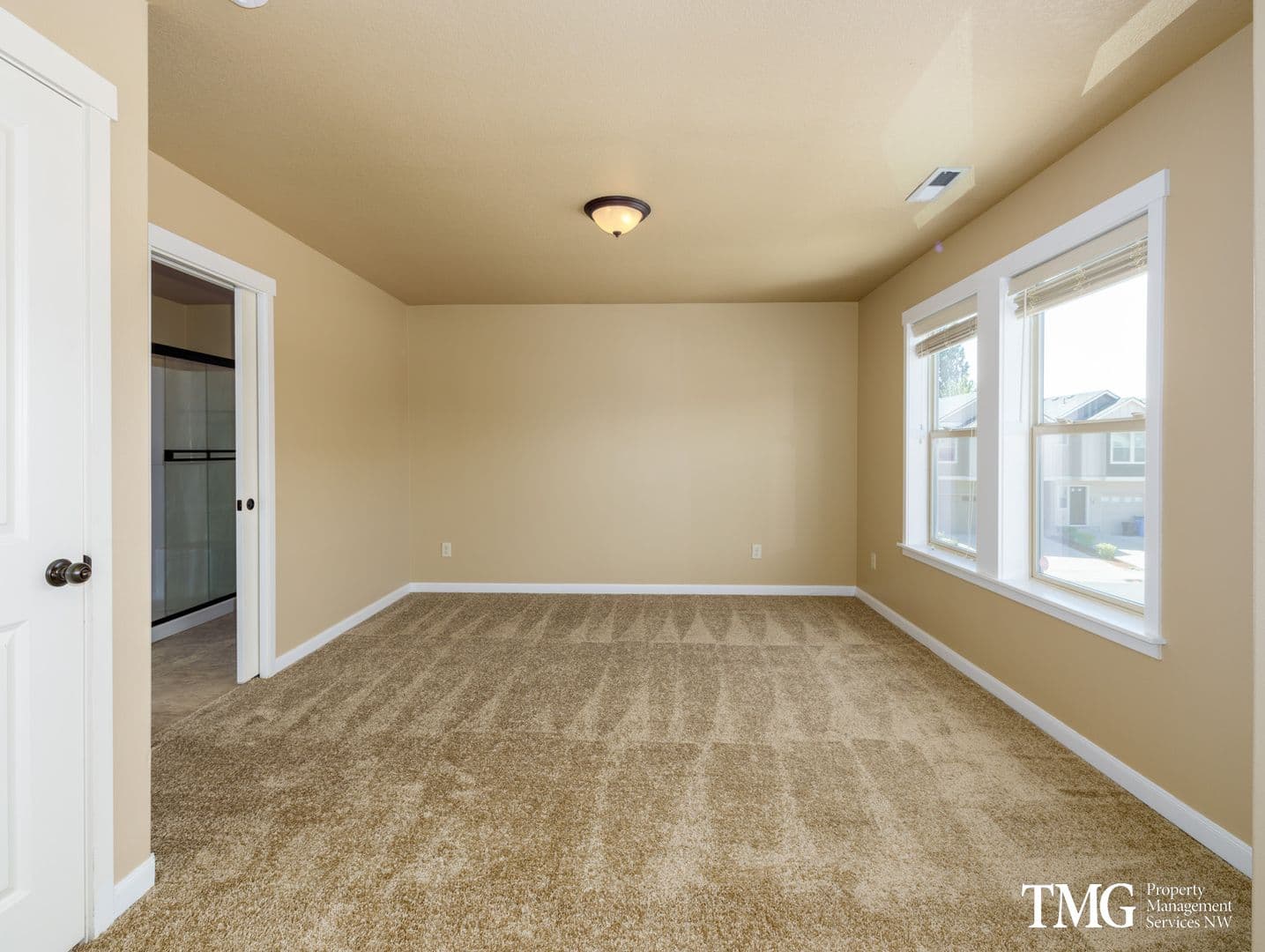 Vancouver Apartment: 9807 NE 76th Way