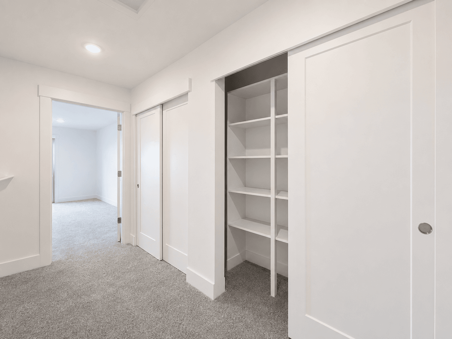 Kennewick Townhome: 5881 W 40th Court