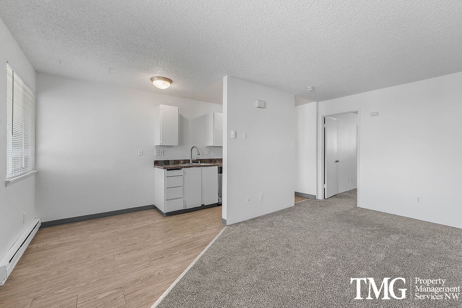 Kennewick Apartment: 803 S Olympia St
