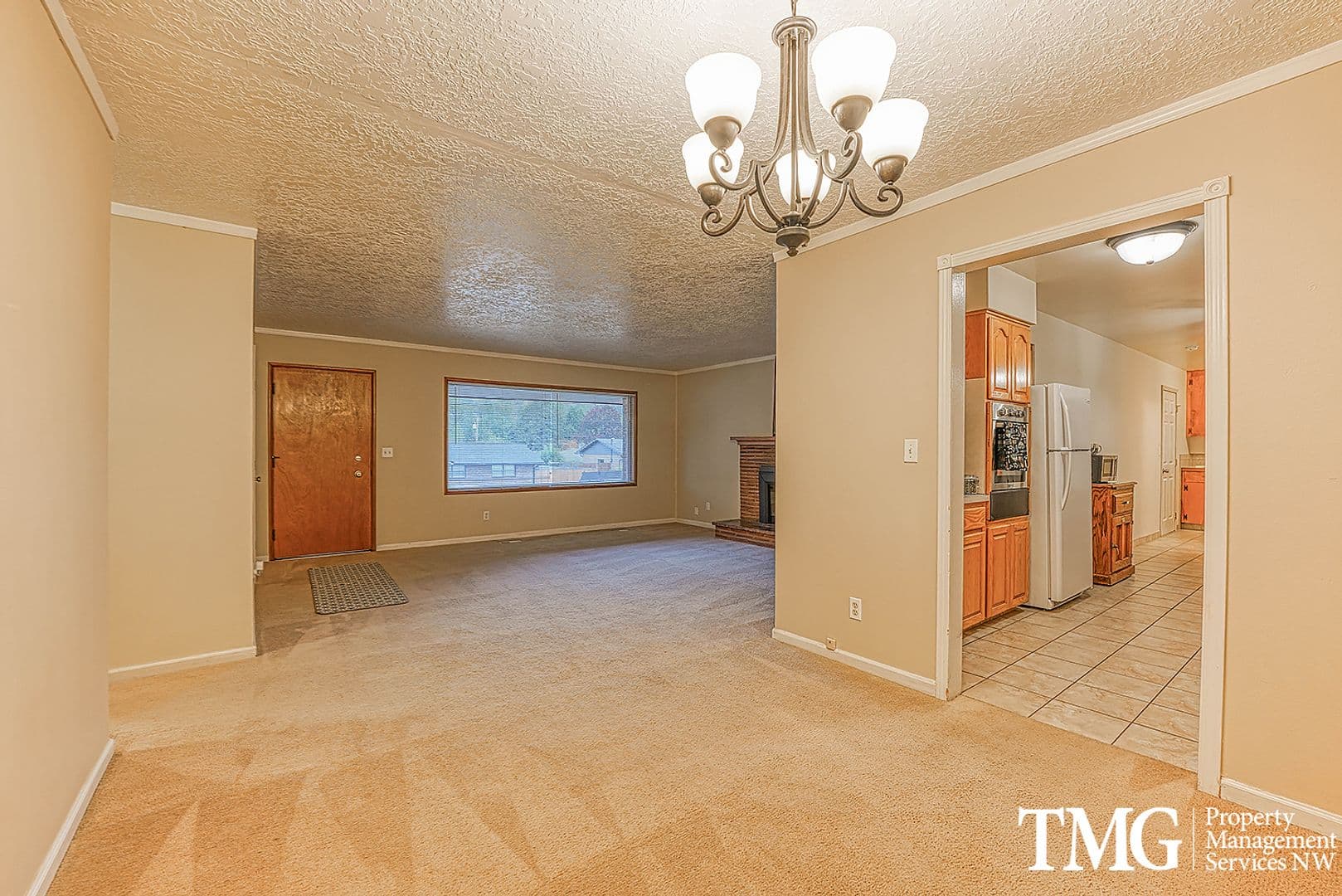 Camas House: 2832 E. 1st Avenue