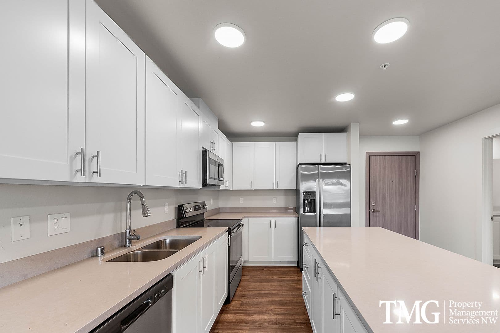 Pasco Apartment: 6701 W Argent Rd