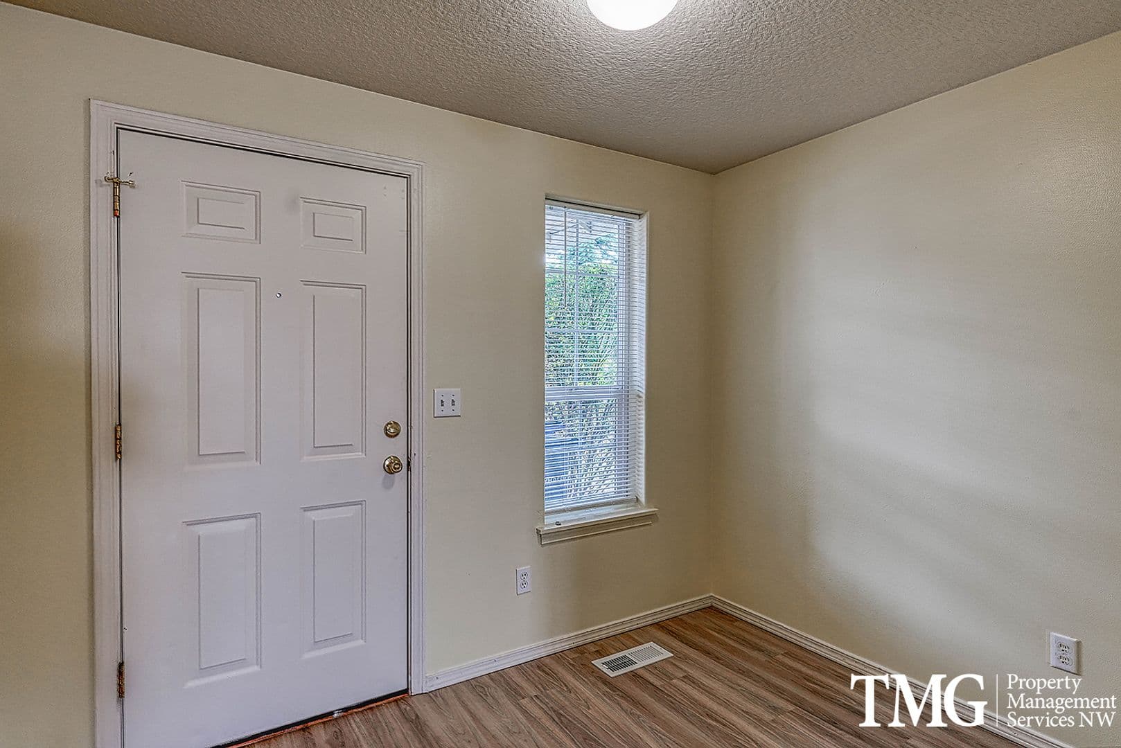 Vancouver House: 15012 NE 68th Way