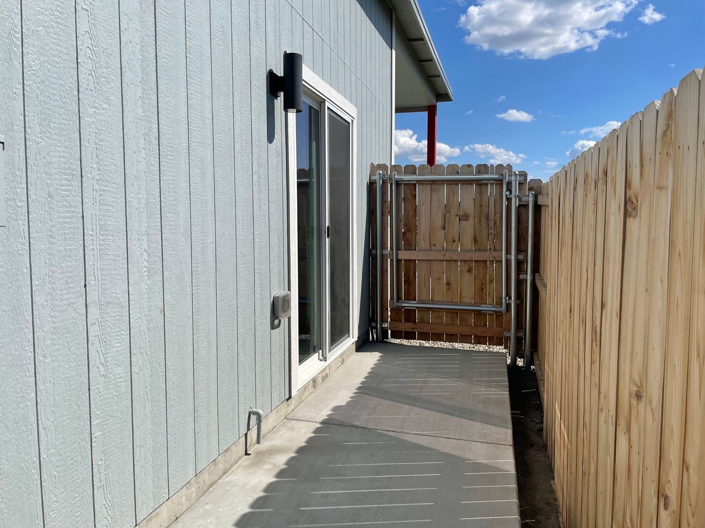 Pasco Townhome: 2507 E Helena Street