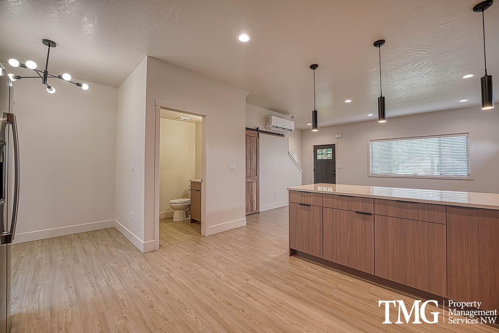 Kennewick Townhome: 718 N Volland St
