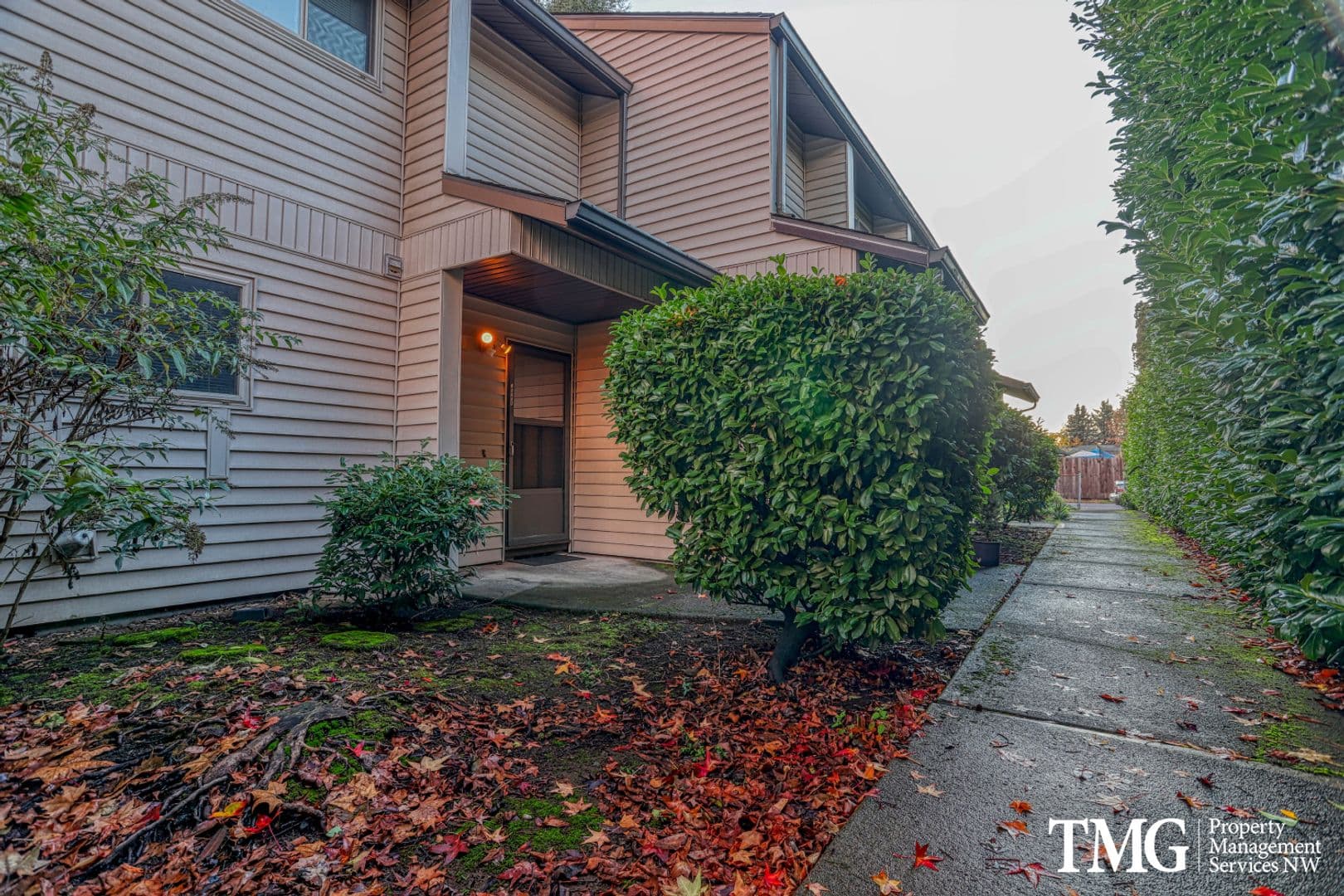 Vancouver Apartment: 15702 - 15708 SE 3rd Street