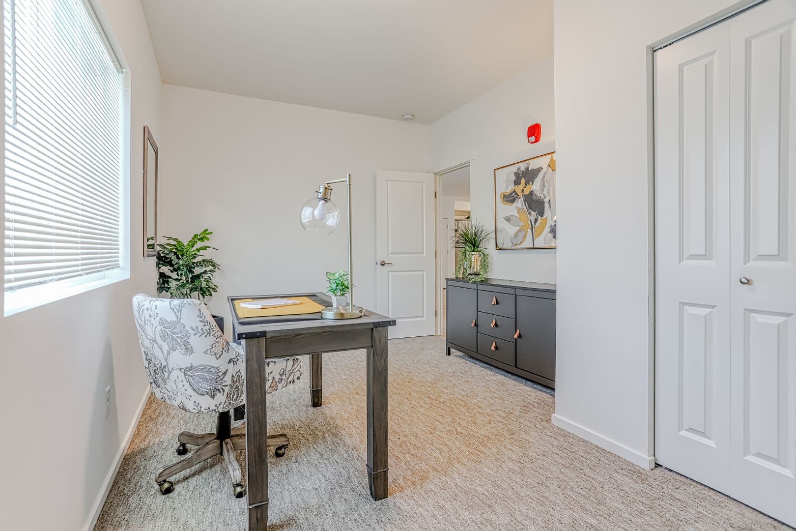 Kennewick Apartment: 2652 W 15th Ave