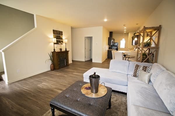 Battle Ground Apartment: 1108 SE 8th CMN
