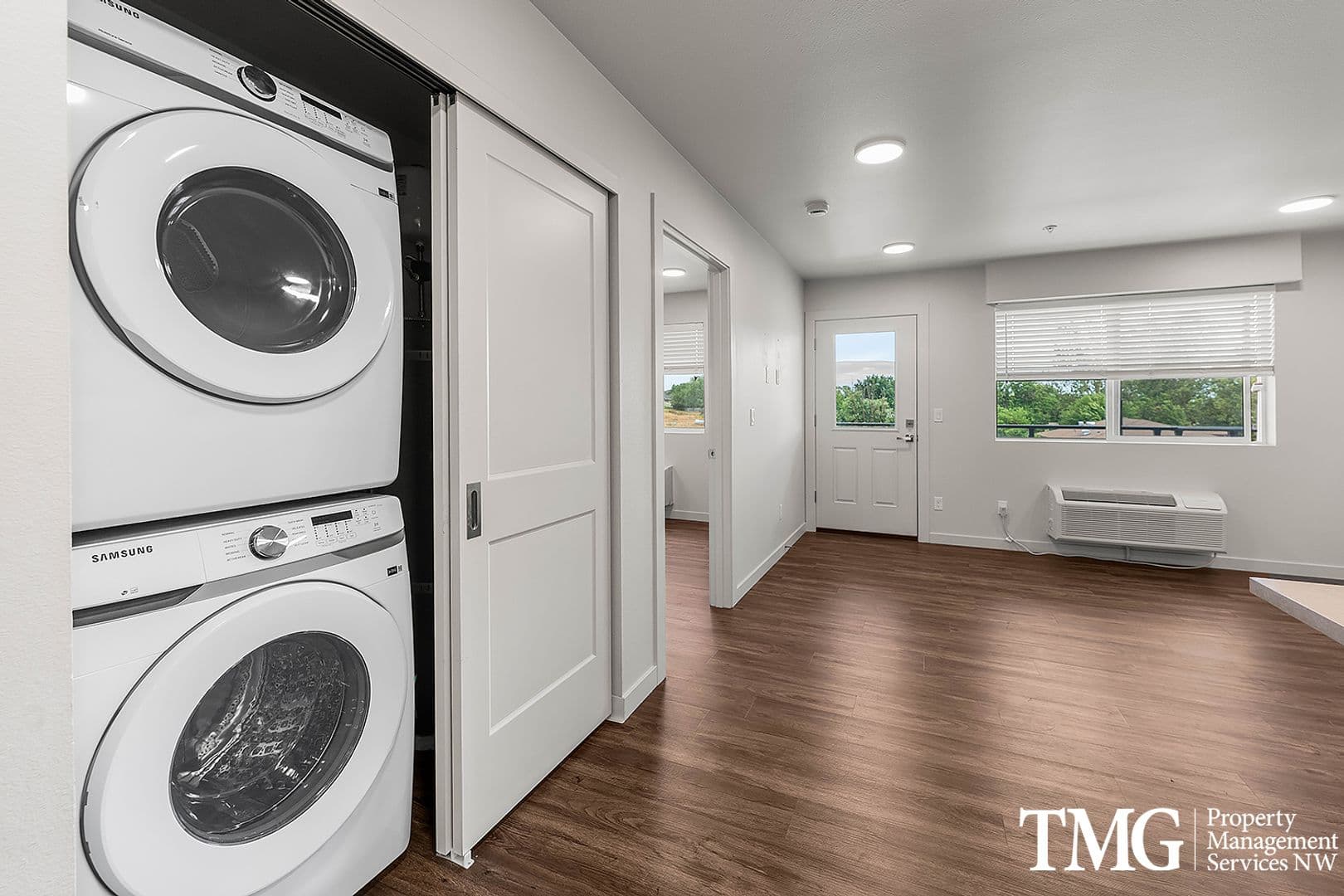 Pasco Apartment: 6701 W Argent Rd