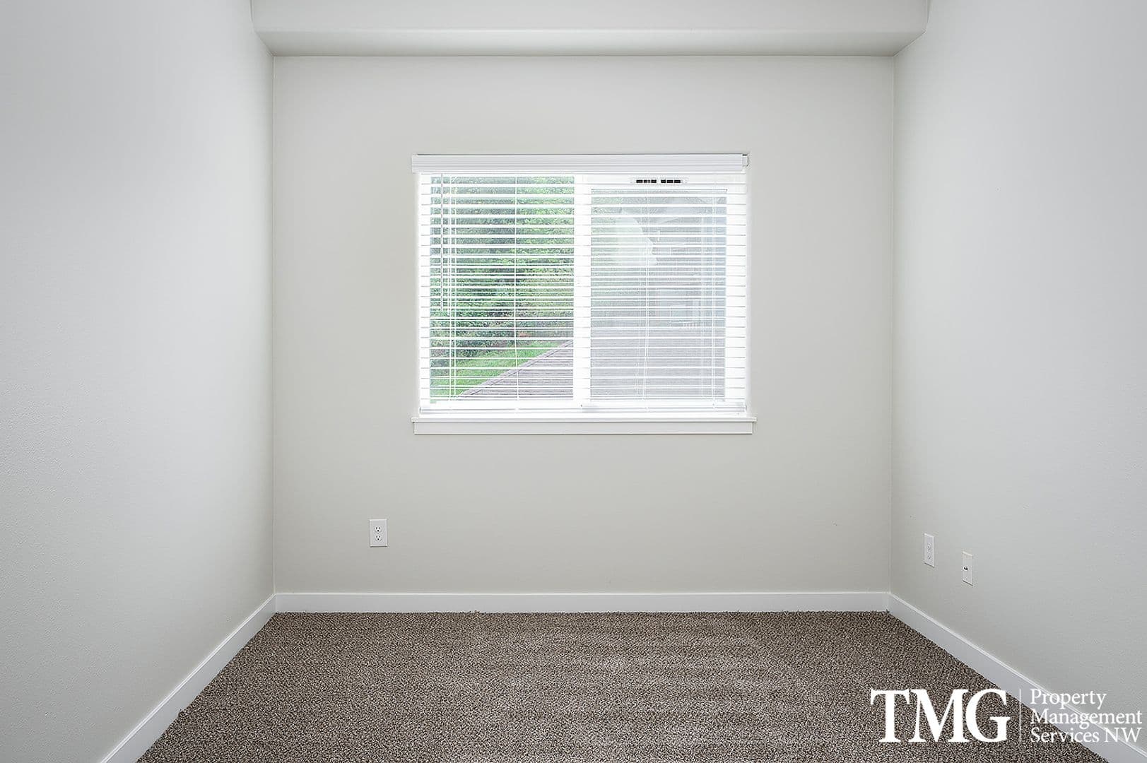 Vancouver Apartment: 4705 NE Leverich Park Way