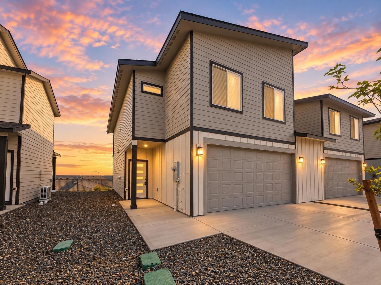 Kennewick Townhome: 5881 W 40th Court