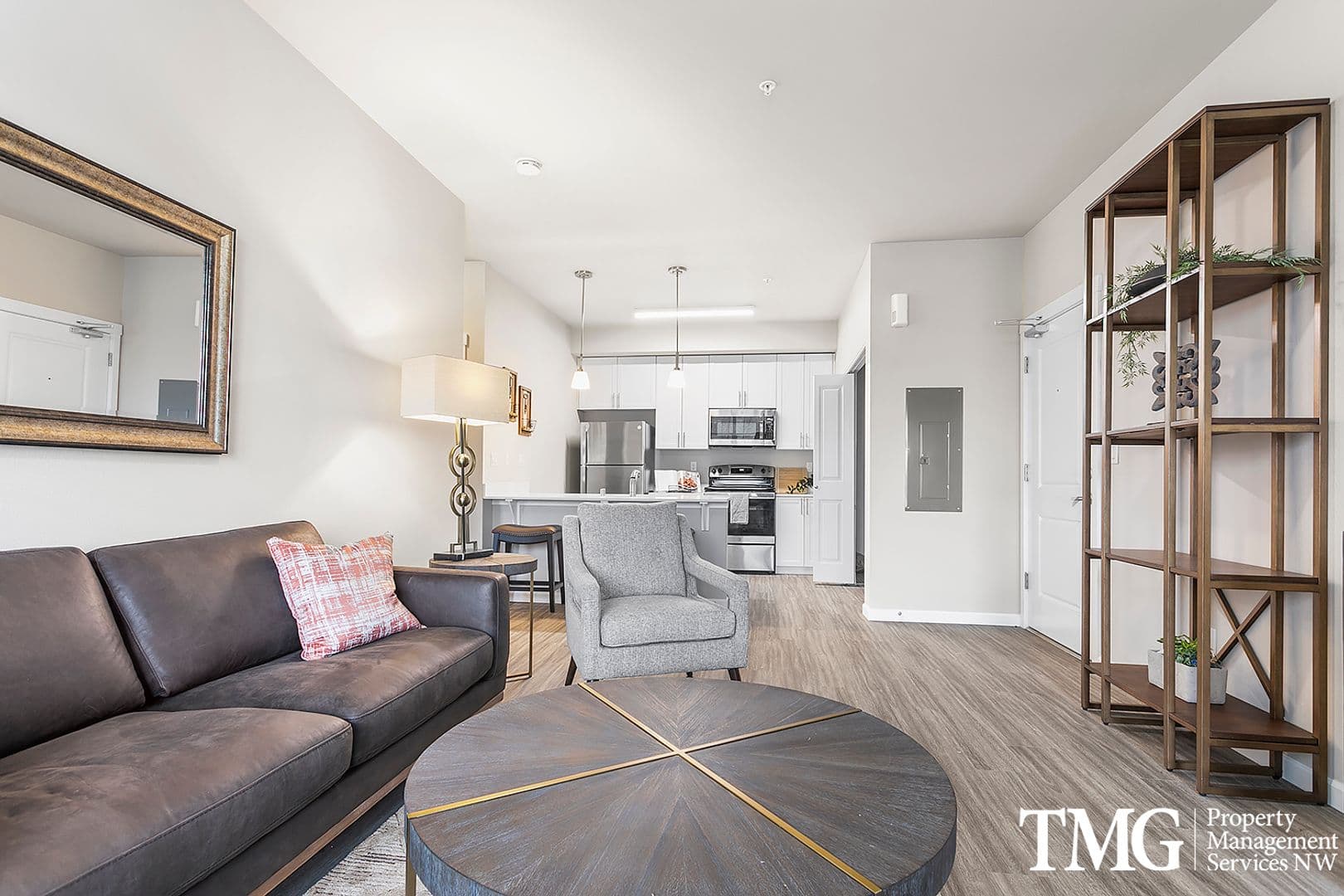 Ridgefield Apartment: 544 S Royle Rd