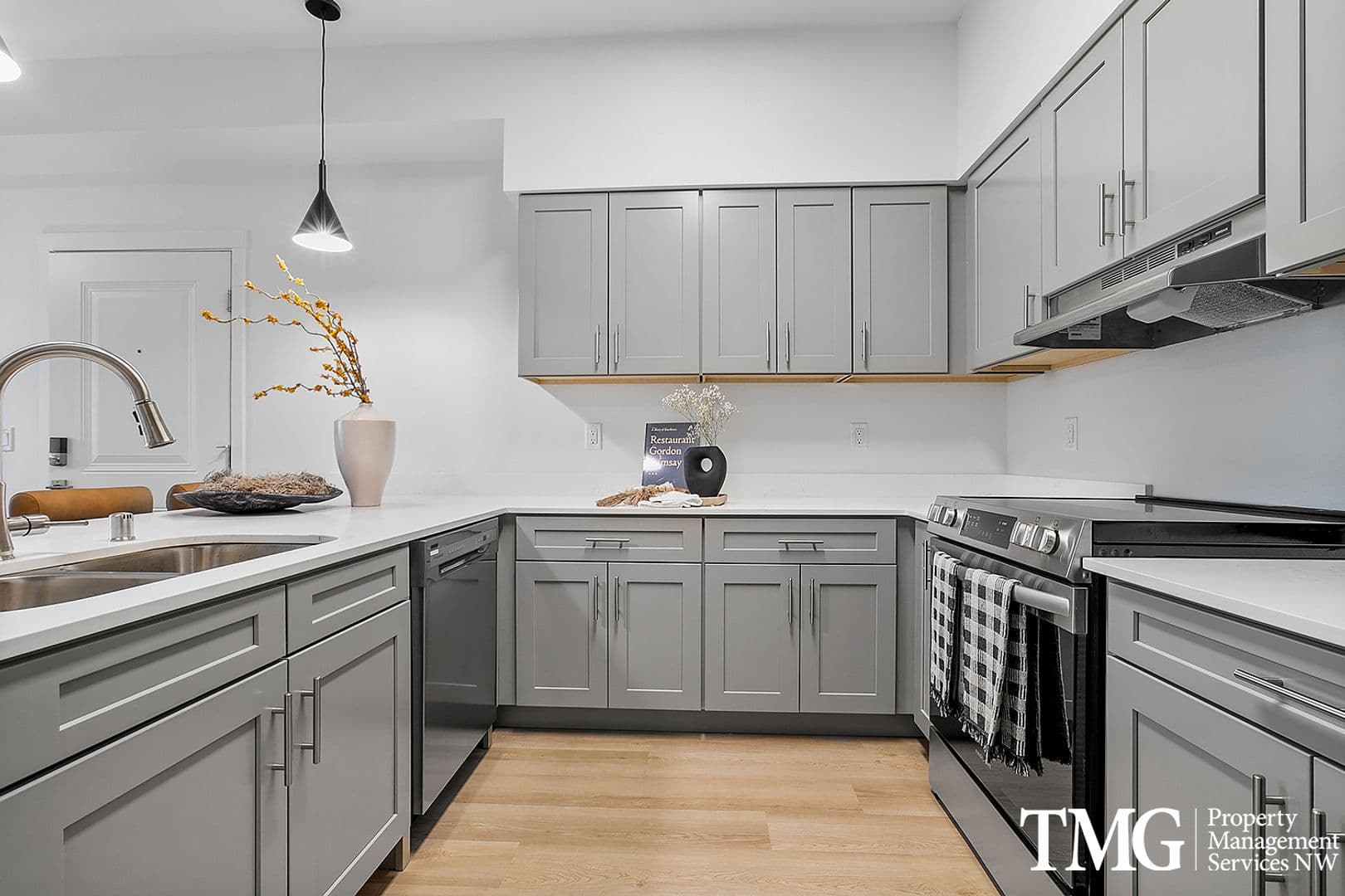 Vancouver Apartment: 12616 NE 116th Way