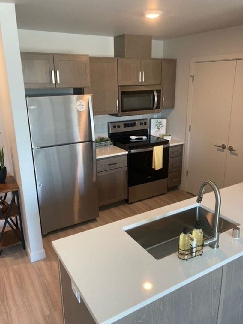 Camas Apartment: 2311 SE 192nd Ave