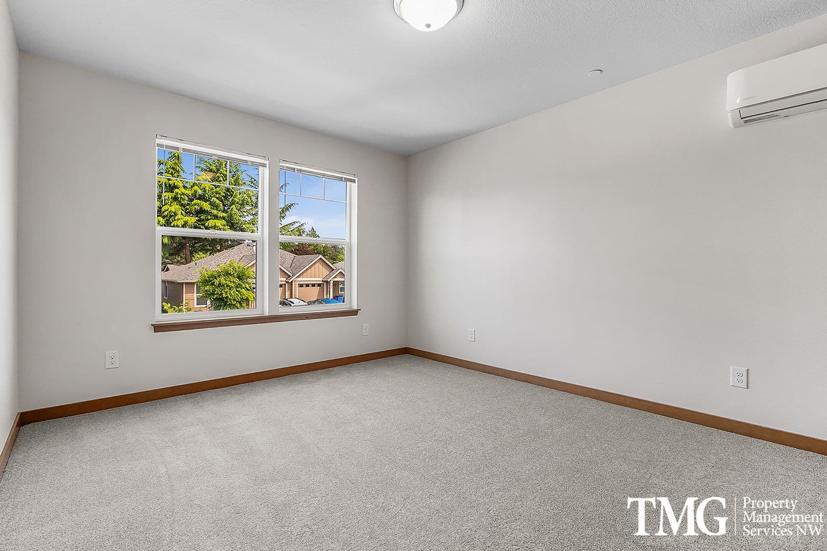 Washougal House: 3316 Lewis Lane