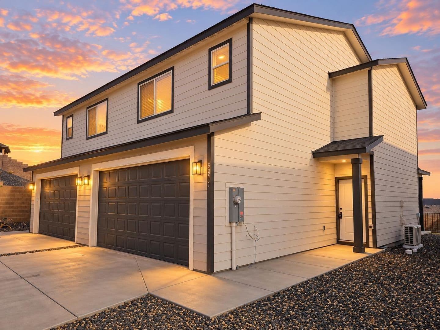 Kennewick Townhome: 5873 W 40th Court