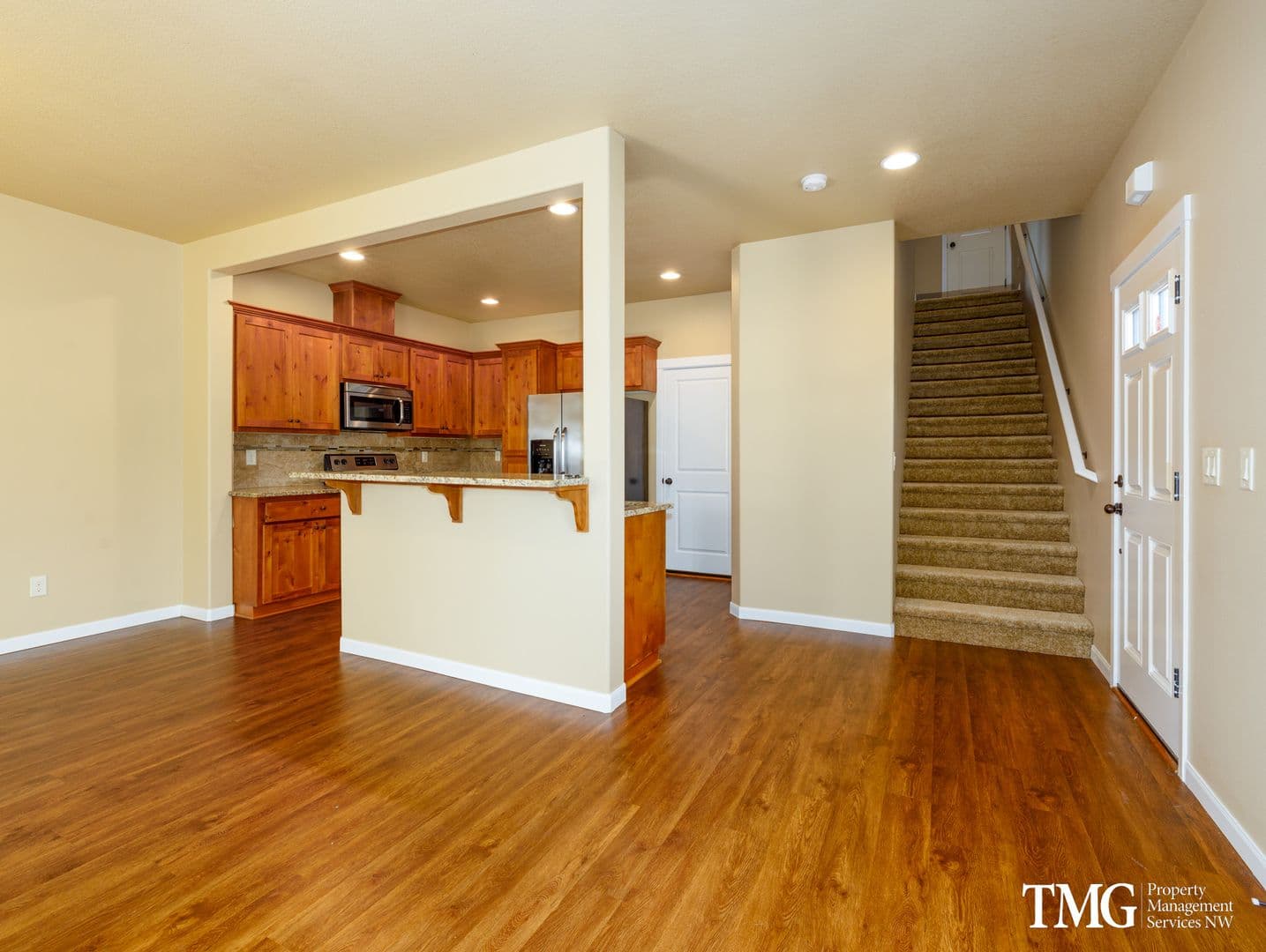Vancouver Apartment: 9807 NE 76th Way