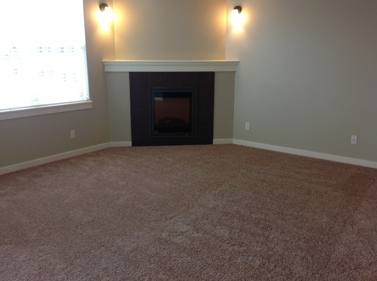 Vancouver Apartment: 608 NE 86th St