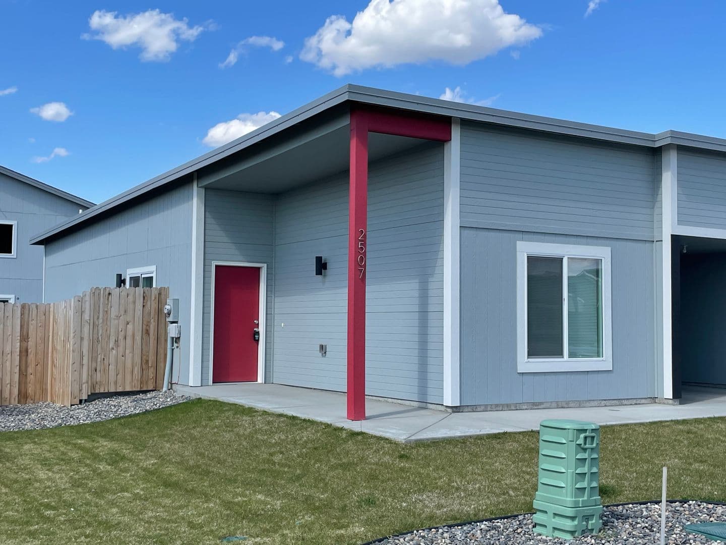 Pasco Townhome: 2507 E Helena Street